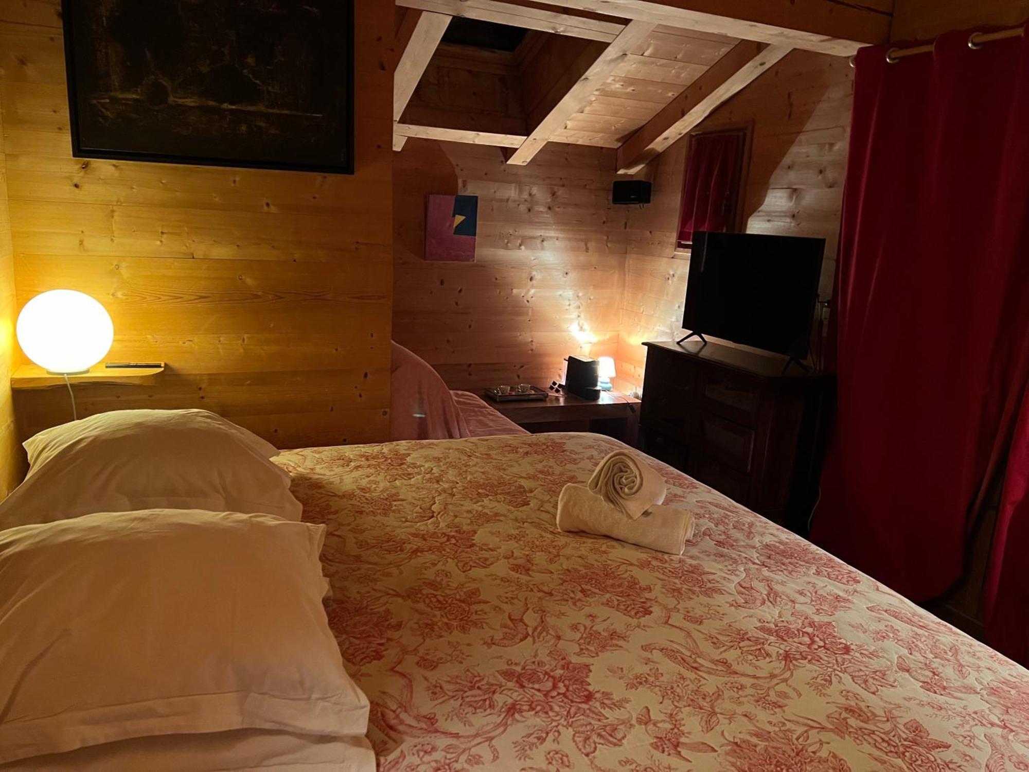 מגב Chambres Et Mazots Du Chalet De Mado מראה חיצוני תמונה